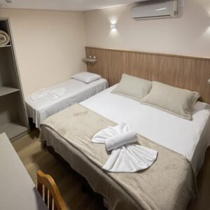 QUARTO 1 - TRIPLO La Roza (2)