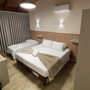 QUARTO 5-FAMILIA 6 La Roza (1)